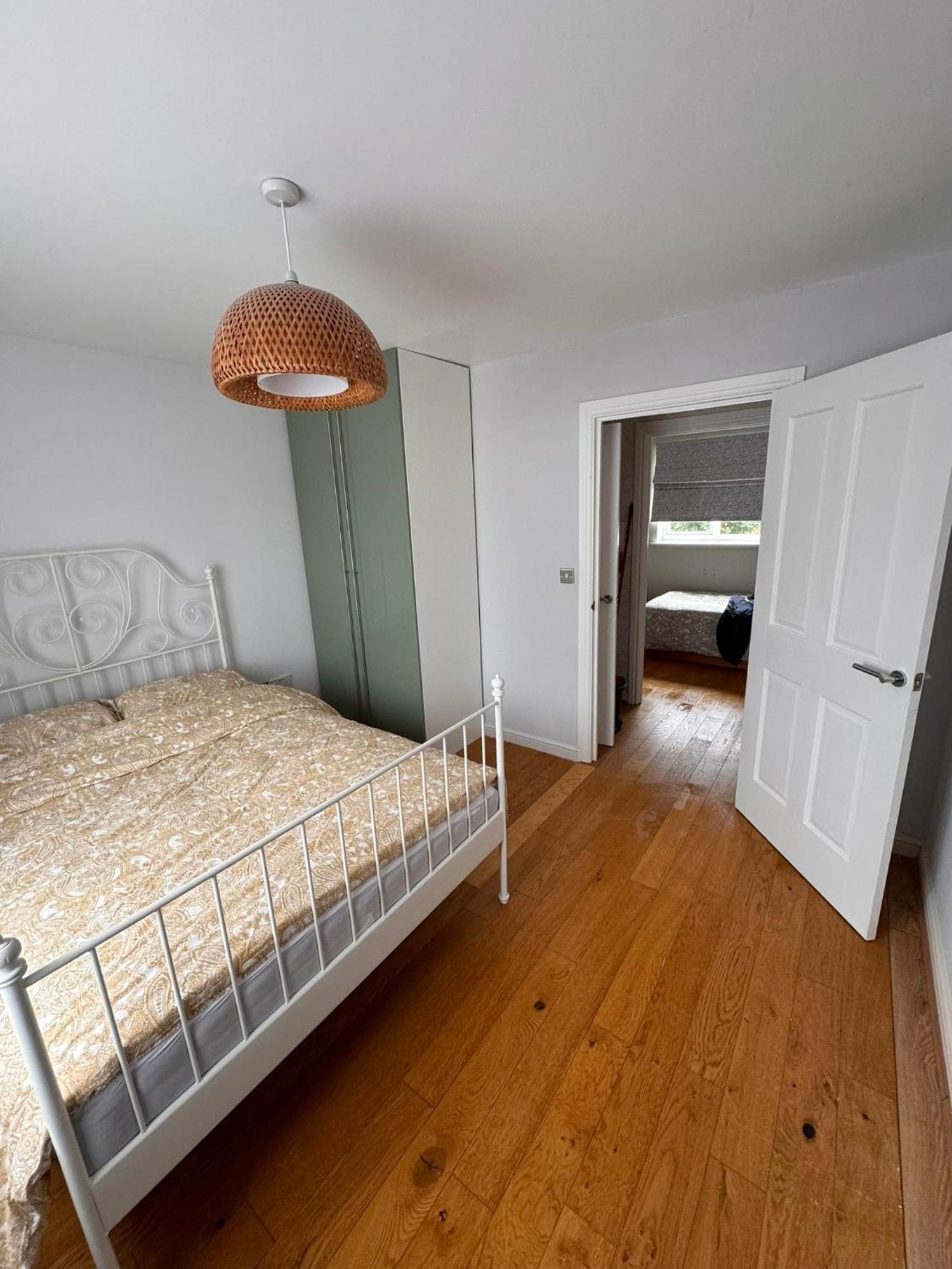 2-Bedroom Flat Walking Distance To Excel London - Perfect Location! 외부 사진